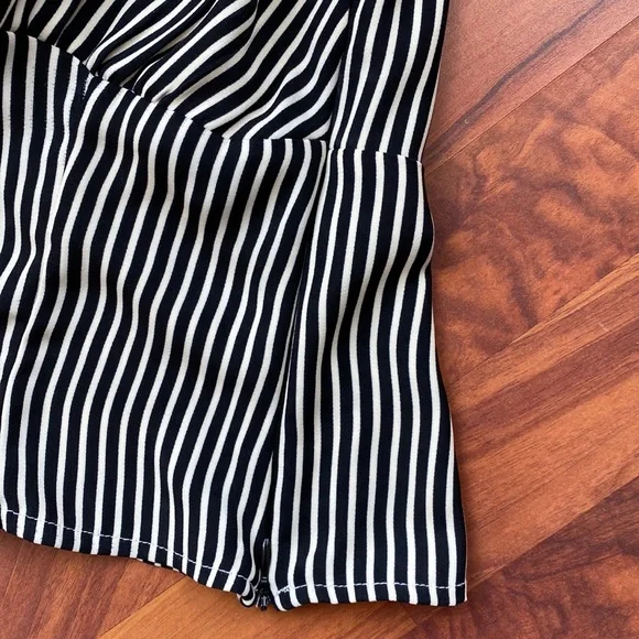 NWOT Bershka Top - Picture 7 of 7